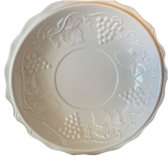 Vintage Enesco Japan Saucer Bowl Dish Grapevine Pattern 8.5” EUC - Picture 1 of 3